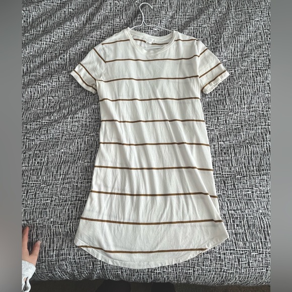 T-Shirt Dress - Picture 1 of 2